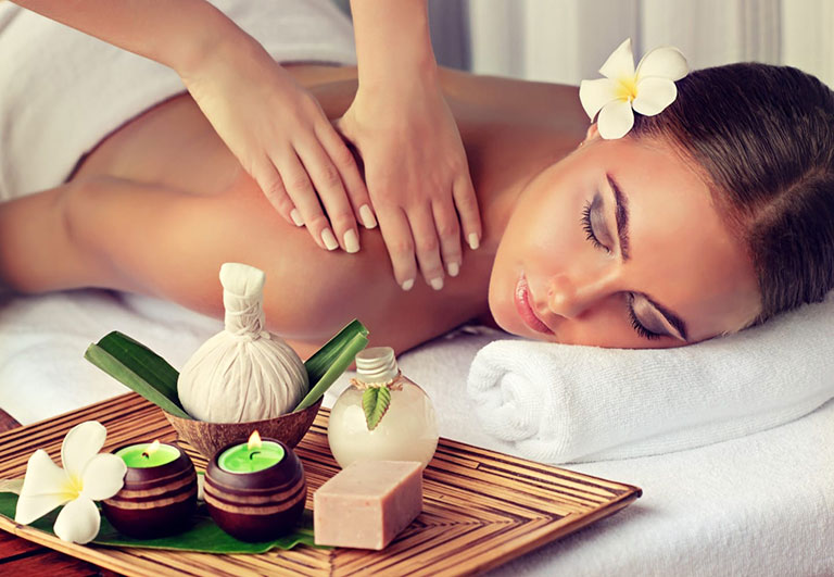 MASSAGE  CỔ VAI GÁY VÀ LƯNG (BUỔI LẺ)